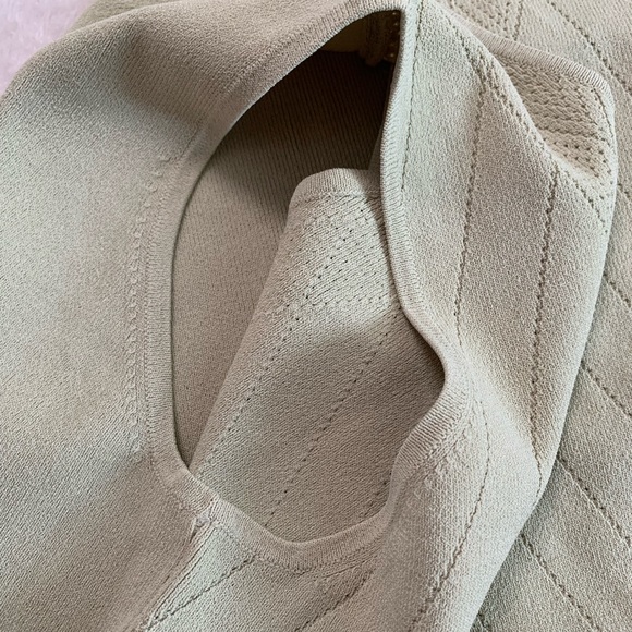 Mimi Maternity Light Green Sleeveless Top Size Large - Picture 5 of 17